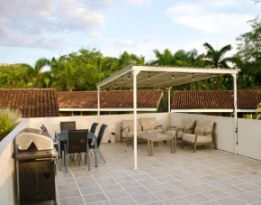 The Nest 2 Bedroom1 Bath Condo Rooftop Patio